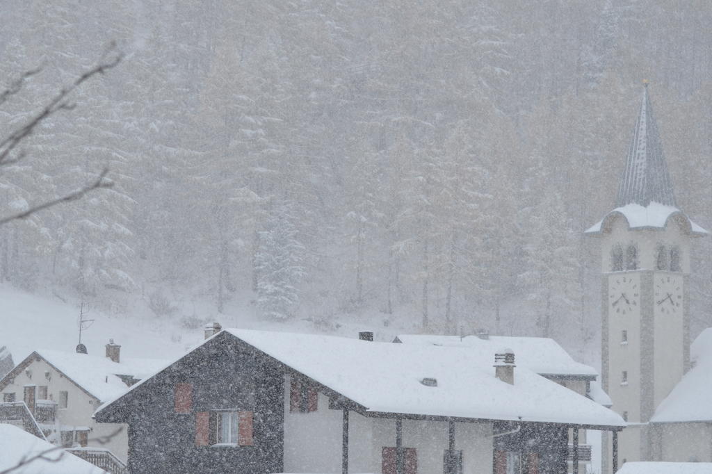 Haus Alpenperle Daire Saas-Almagell Dış mekan fotoğraf
