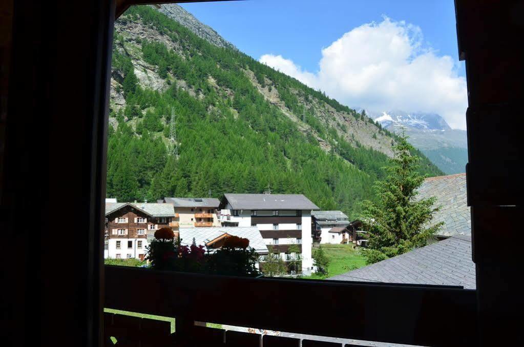 Haus Alpenperle Daire Saas-Almagell Dış mekan fotoğraf